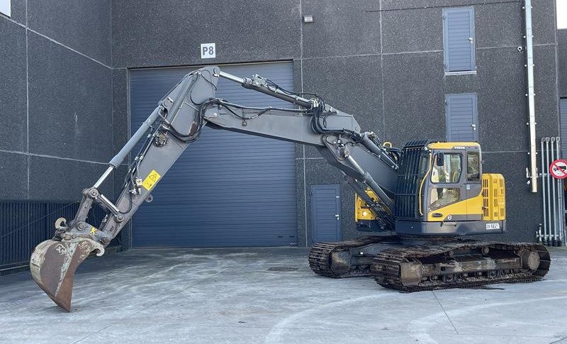 VOLVO ECR 235 DL