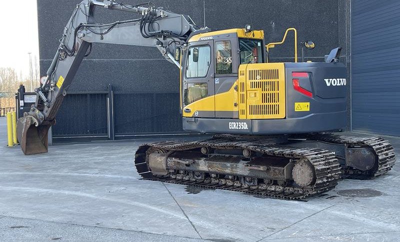 VOLVO ECR 235 DL