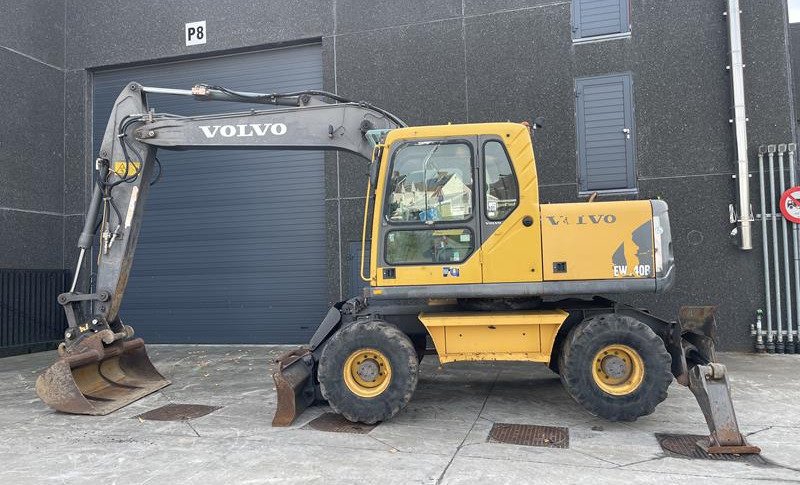 VOLVO EW 140 B