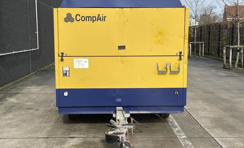 COMPAIR C 200 TS - 24