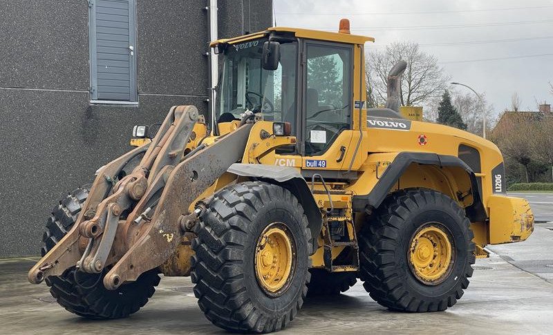 VOLVO L 120 G