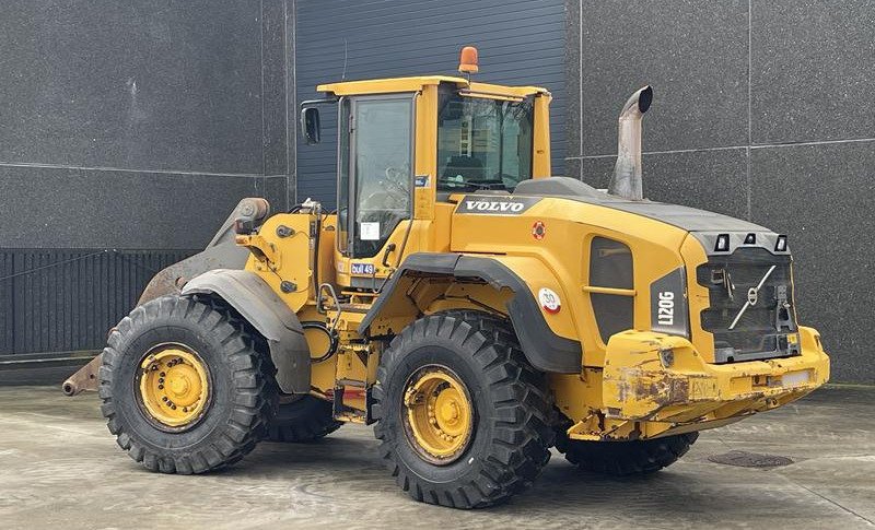 VOLVO L 120 G