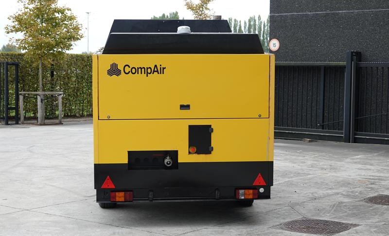 COMPAIR C 200 TS - 24