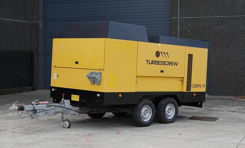 COMPAIR C 230 TS - 17
