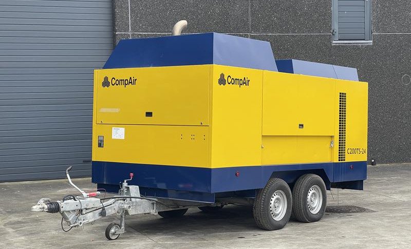 COMPAIR C 200 TS - 24