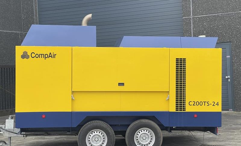 COMPAIR C 200 TS - 24