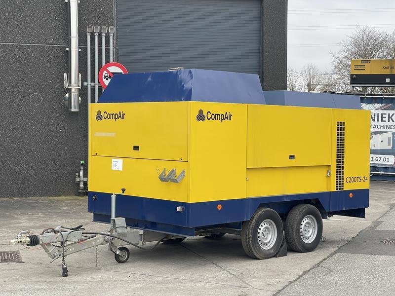 COMPAIR C 200 TS - 24