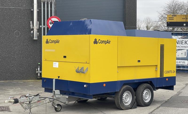 COMPAIR C 200 TS - 24