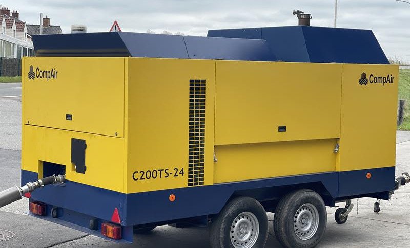 COMPAIR C 200 TS - 24