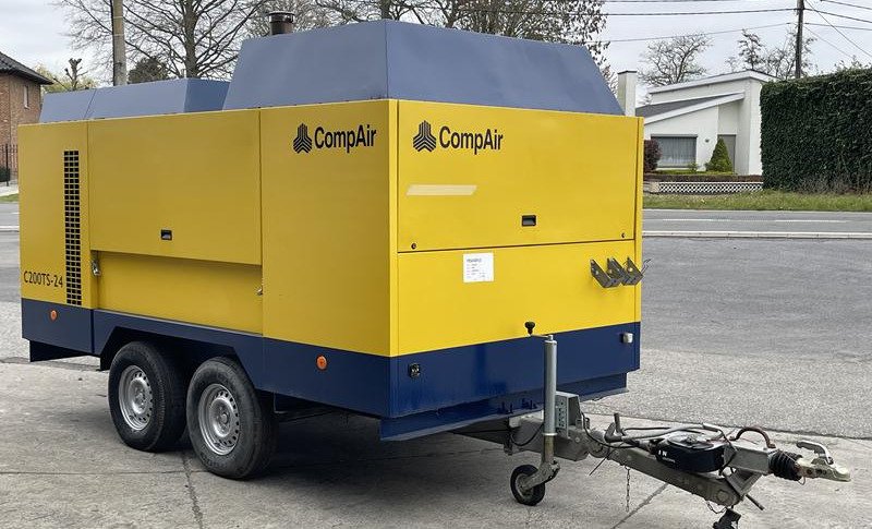 COMPAIR C 200 TS - 24