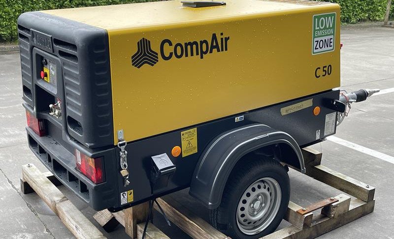 COMPAIR C 50
