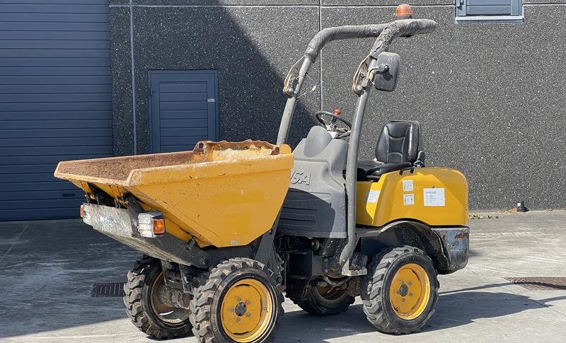 AUSA D 100 AHA