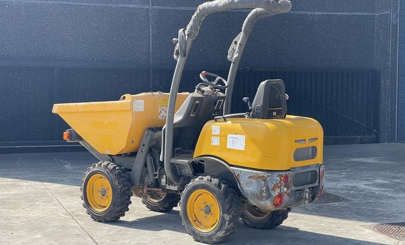 AUSA D 100 AHA