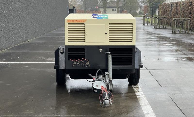DOOSAN 7 / 73