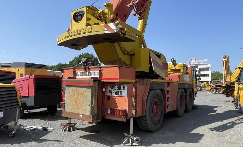 LIEBHERR LTM 1050 / 1