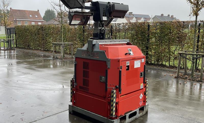 TOWER LIGHT HYDRO POWER CUBE