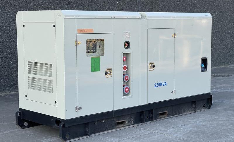CUMMINS 220 kVA
