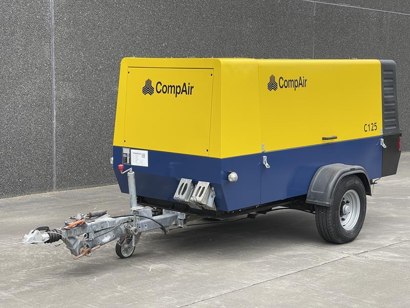 COMPAIR C 125