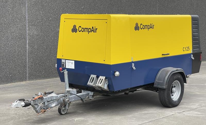 COMPAIR C 125