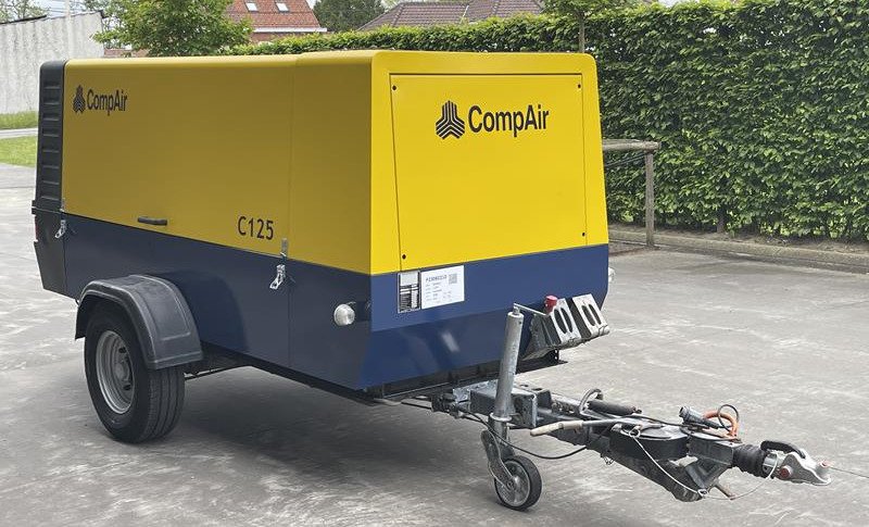 COMPAIR C 125