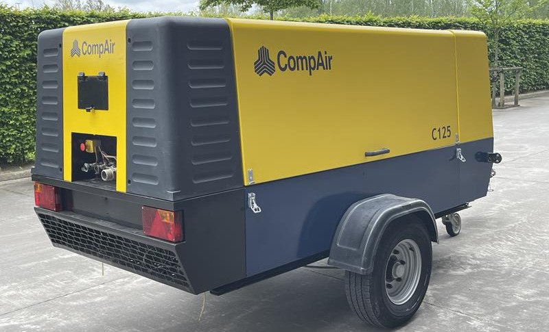 COMPAIR C 125