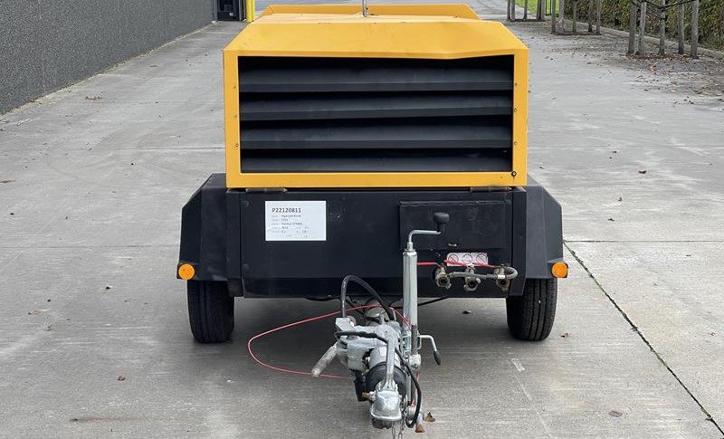 DOOSAN 7 / 51