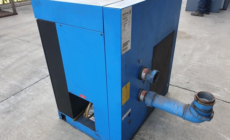 COMPAIR DF180 AE 220E
