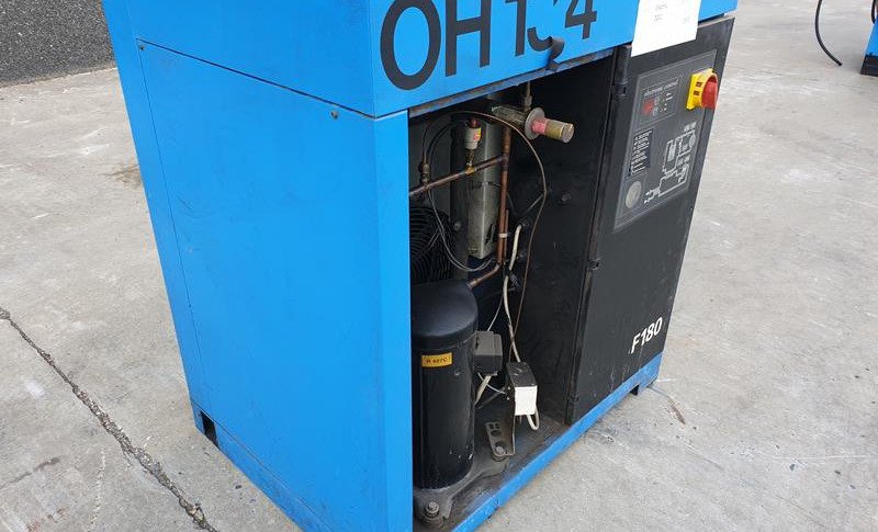 COMPAIR DF180 AE 220E