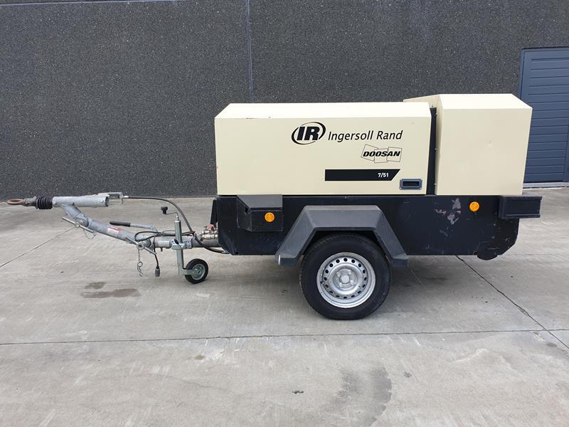 DOOSAN 7 / 51
