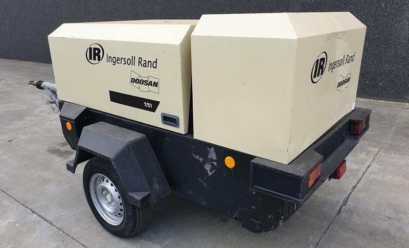 DOOSAN 7 / 51