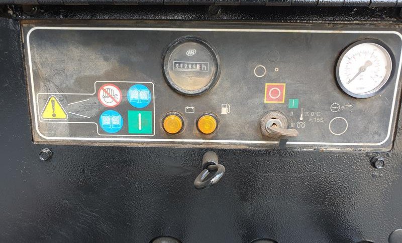 DOOSAN 7 / 51