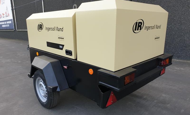 DOOSAN 7 / 51