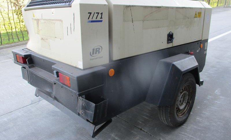 DOOSAN 7/71