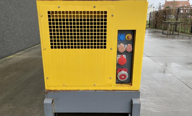 ATLAS COPCO QAS 100