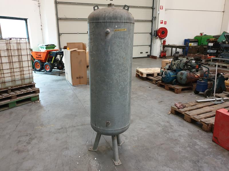250 L