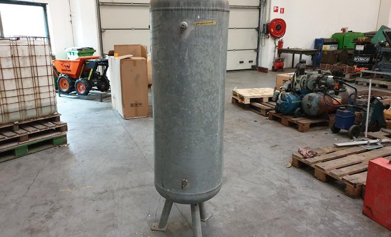 250 L