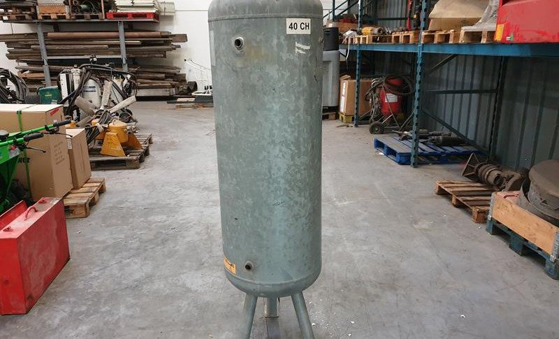250 L