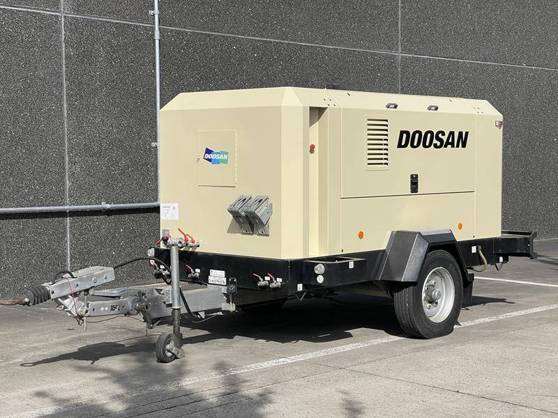 DOOSAN 12 / 205