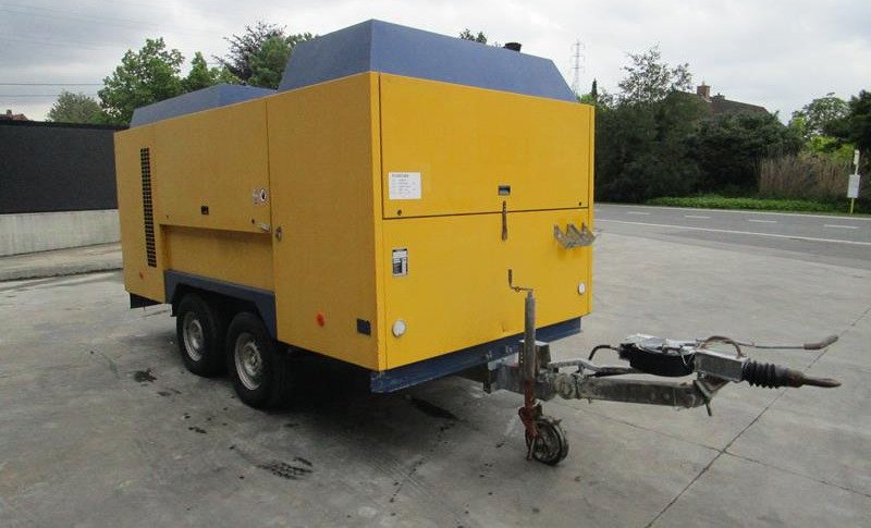 COMPAIR C 210 TS - 9 - N