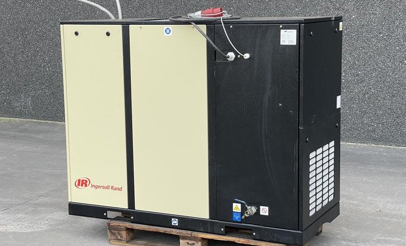 INGERSOLL RAND IRN 15 K CC HV